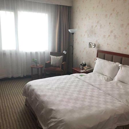 Jingbin Hotel Peking  Buitenkant foto